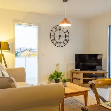 Zenbnb - Royal - 2 - 4 Pers - Wifi - Balcon - Parking Saint-Julien-en-Genevois