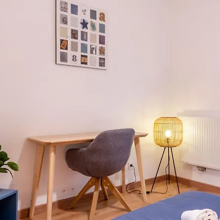 Zenbnb - Royal - 2 - 4 Pers - Wifi - Balcon - Parking * Saint-Julien-en-Genevois